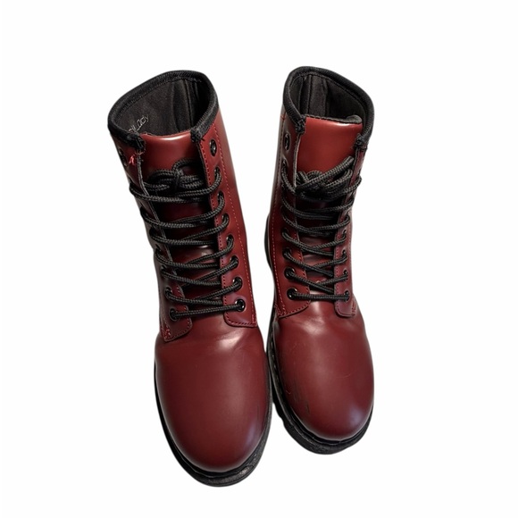 Unilady Burgundy Lace-Up Combat boots with black lug soles Womens Sz 8 - Picture 3 of 9